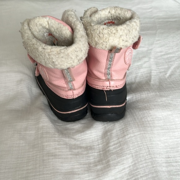 Pink Winter Boots | Joe Fresh | 6T - Picture 3 of 4